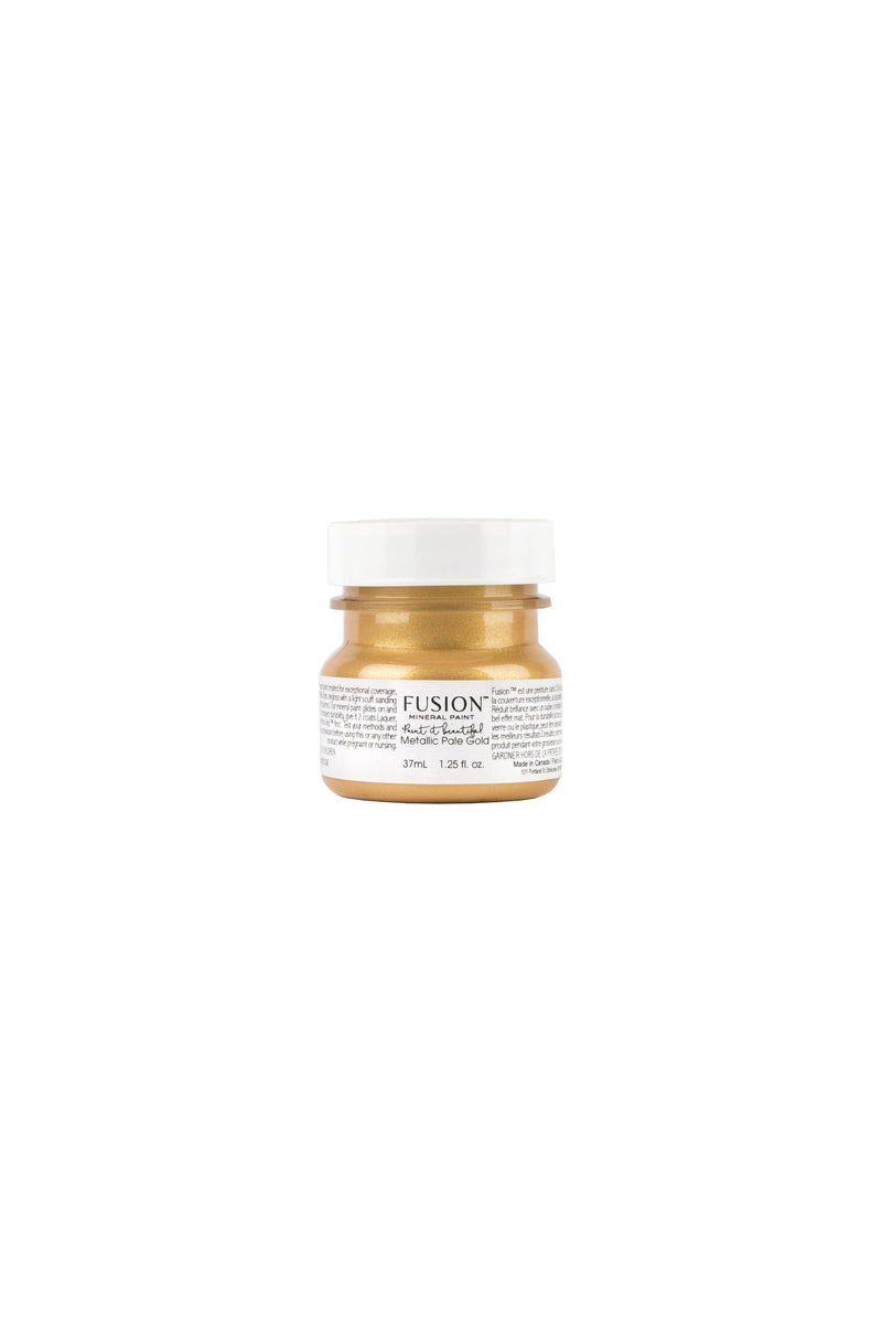 Pale Gold Fusion Mineral Paint